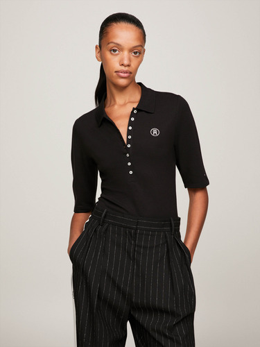 Polo Negra Monograma Bordado Tommy Hilfiger Mujer