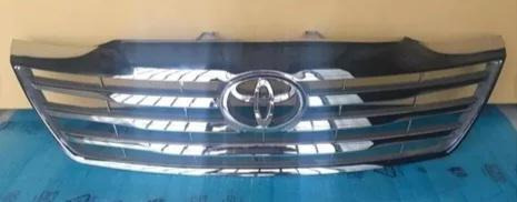 Parrilla Frontal Toyota Fortuner 2012 2013 2014 2015 2016  Foto 2