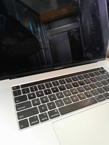 Macbook Pro 16.2 M1 Pro 512gb (usado)