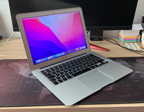 Apple Macbook Air 13 - Core I5, 8gb Ram, 128gb Ssd.