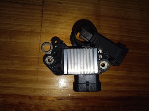 Regulador De Alternador Chevrolet Aveo Optra 3 Pin Izquierdo Foto 3