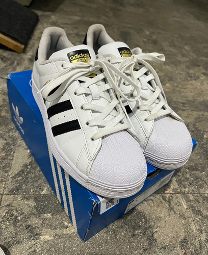 Zapatillas adidas Superstar Uk 5.5