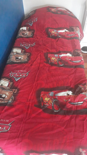 Cubrecama De Cars. Hay Lotes De Ropa, Camperas, Joggins, 