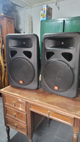 Parlantes Jbl Eon 1500 Con Trípodes Exterior Importados Usa 