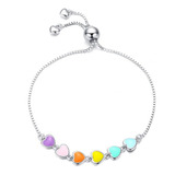 Pulsera Ajustable Para Mujer Corazones Multicolor En Plata 