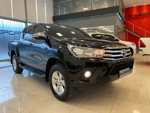 Toyota Hilux Srv 4x2 Mt