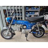 Honda Dax St70