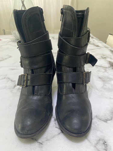 Bota Tipo Borcego Talle 39  Cuero