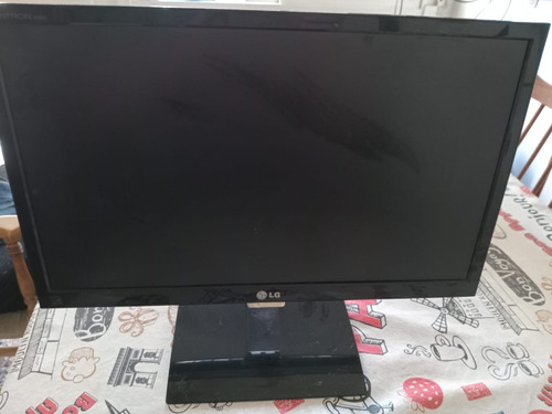 Monitor De Pc 14 Pulgadas,  Marca LG Color