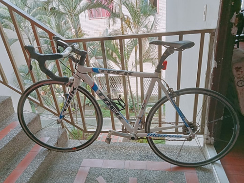 Bicicleta Trek Madone Oclv Carbon