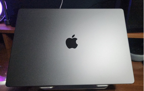 Apple Macbook Pro A2780 M2 16.2 16gb 1tb 19-core Gpu 2023