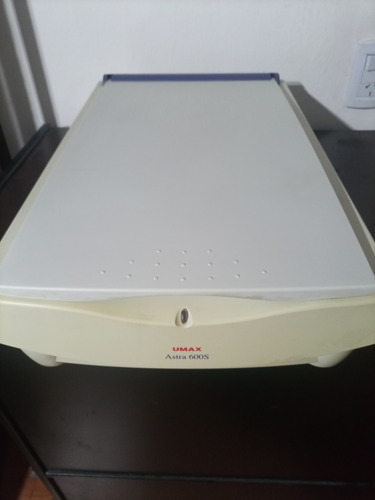 Scanner Astra 600s