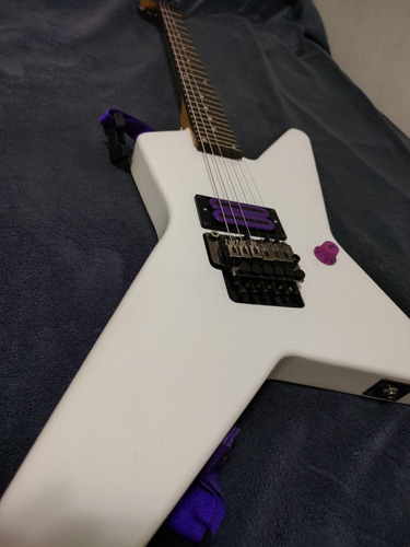 Charvel Star Desolation X2n