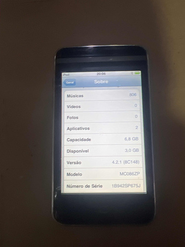 iPod Touch 3 Geração 8gb.pequeno Trinco Na Tela