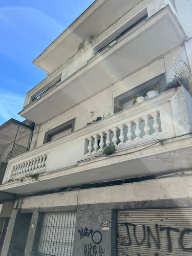 Venta Apartamento 2 Dormitorios Centro A Pasos Rambla