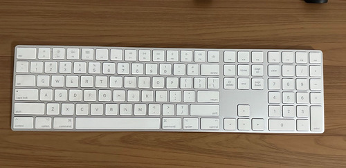 Teclado Bluetooth Apple Magic Keyboard Silver