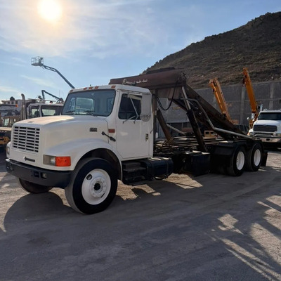International 2000 Roll Off Recien Importado