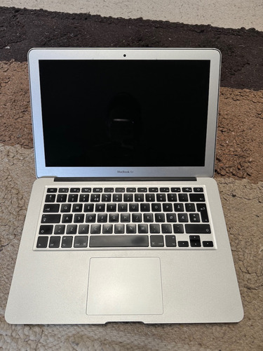 Macbook Air 2017 256gb/8gb Ram/intel Core I5