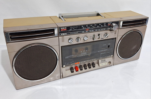 Antigo Radio Cce Mini System Anos 80 Fm Boombox Coleção