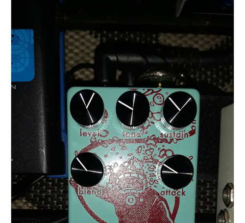 Pedal Deep Six Compressor V3 Walrus Audio Cor Verde-claro