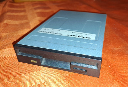 Diskettera Disquetera Floppy Disk 3.5  1.44mb Interna Negra