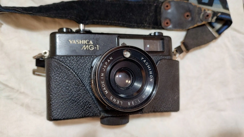 Camera Yashica