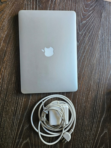 Macbook Pro (retina, 13 Pulgadas, Finales De 2013)