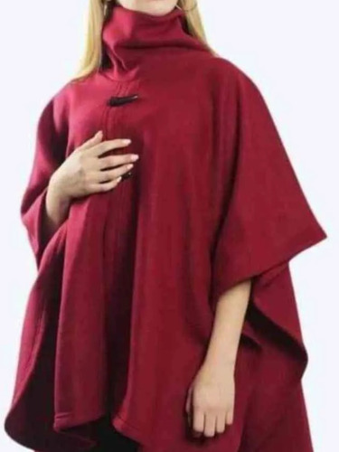 Poncho De Polar Con Cuello Alto 