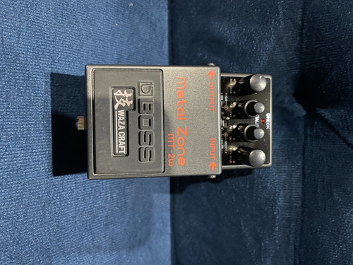 Pedal Boss Para Guitarra Waza Craft Mt2w Metal Zone Seminovo