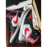 Botitas Nike Air Jordan 1 Mid