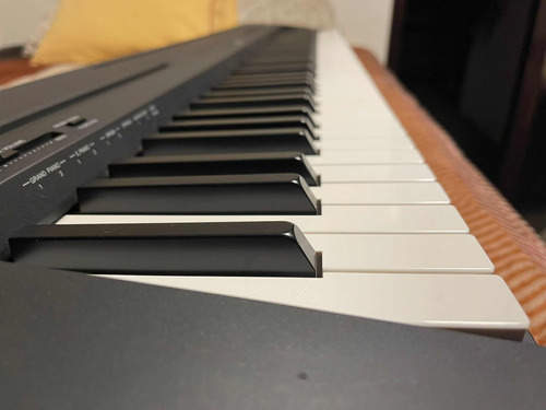 Yamaha P-45 Piano Digital Contemporáneo De 88 Teclas Negro