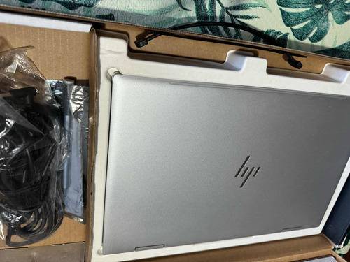 Laptop Hp Envy X 360. 17