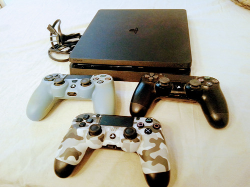 Play Station 4