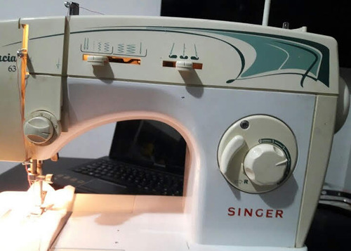 Maquina De Coser Singer Florencia 63