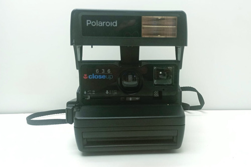 Máquina Fotográfica Polaroid 636 Close Up ! Leia !