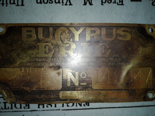 Antigua Placa De Bronce Laton Bucyrus Erie