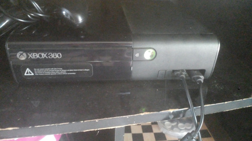 Xbox  360  Bloqueado 2 Controle 500 Gb