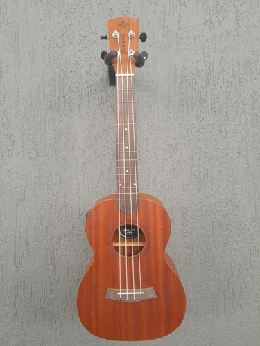 Ukulele Tenor - Mahogany - Usado - Strinberg