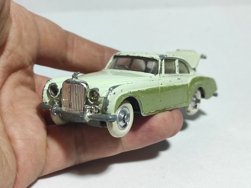 Bentley Continental Escala 1:43 Corgi Toys 