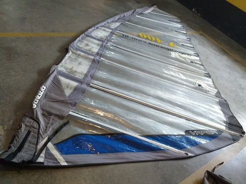 Vela Windsurf Gaastra Vapor 9.0 Com Mastro 490