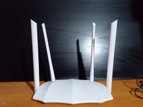 Router Tenda Ac5 V3.0 Ac1200 Wi-fi Doble Banda Color Blanco