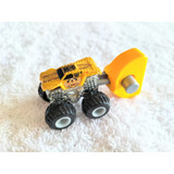 Monster Jam Mad Max 4x4 Hot Wheels Tipo Micro Machines