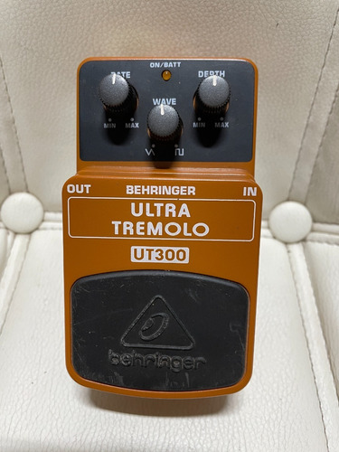 Pedal Behringer Tremolo Ut300 - Conservado!!!