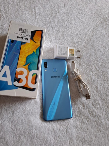 Samsung Galaxy A30 Dual Sim 64 Gb Azul 4 Gb Ram - Usado