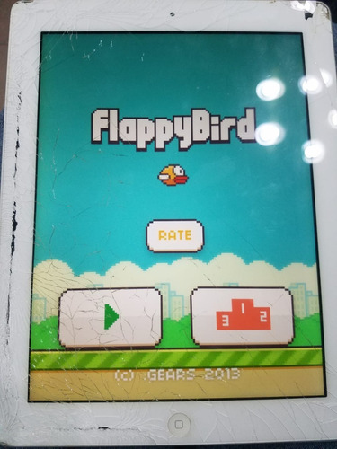 iPad Apple 3ª Generación Con Flappy Bird