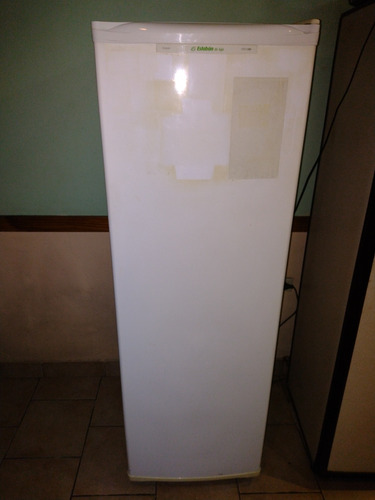 Freezer Vertical Eslabón De Lujo 200 Evu20d1 Blanco