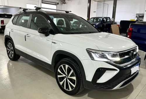 Volkswagen Taos Highline Bitono 2023 Con 16.oookm Nd 