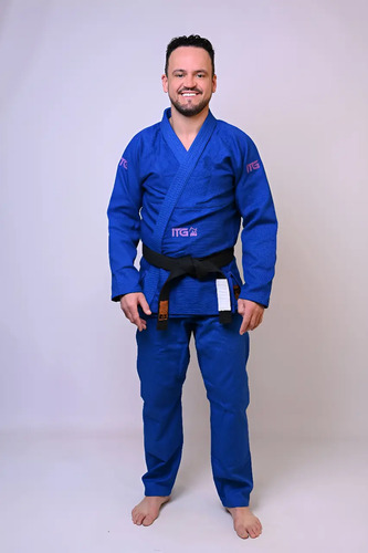 Kimono De Jiu Jitsu Trançado Lis + Faixa Com Ponteira | Parcelamento sem juros