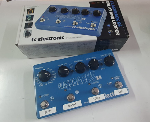 Pedal De Efecto Tc Electronic Flashback X4 Delay  Azul 