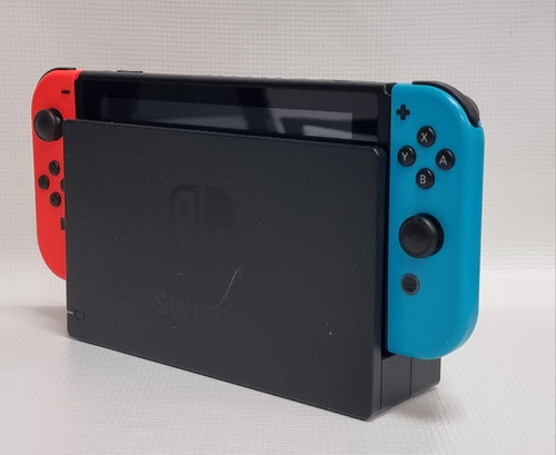 Consola Nintendo Switch 32gb+2 Juegos+accesorios Original